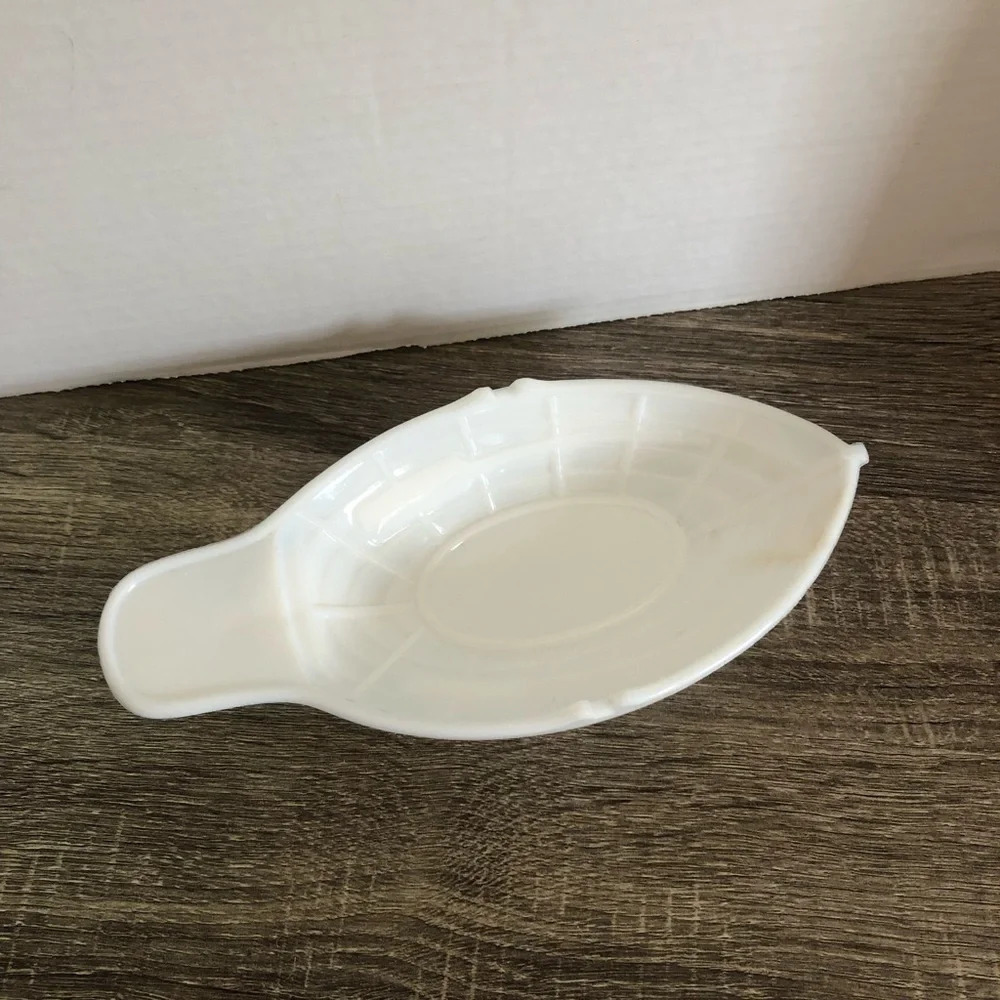 Vtg Milk Glass Pickle Dish